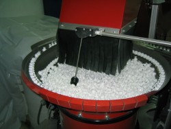Füllen von Silicagel und Molekülsieben