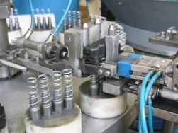 Manuelles und halbautomatisches Zusammenstellen